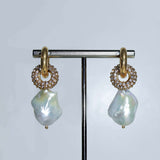 Cosmic Earrings Gold - No Stones on Pearls